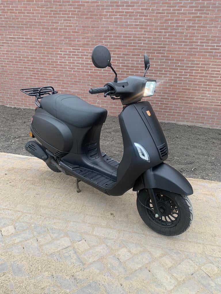 La Souris Sourini RS - matzwart - 45km/u - 2024 -  1709 km, Fietsen en Brommers, Scooters | Overige merken, Ophalen, Maximaal 45 km/u