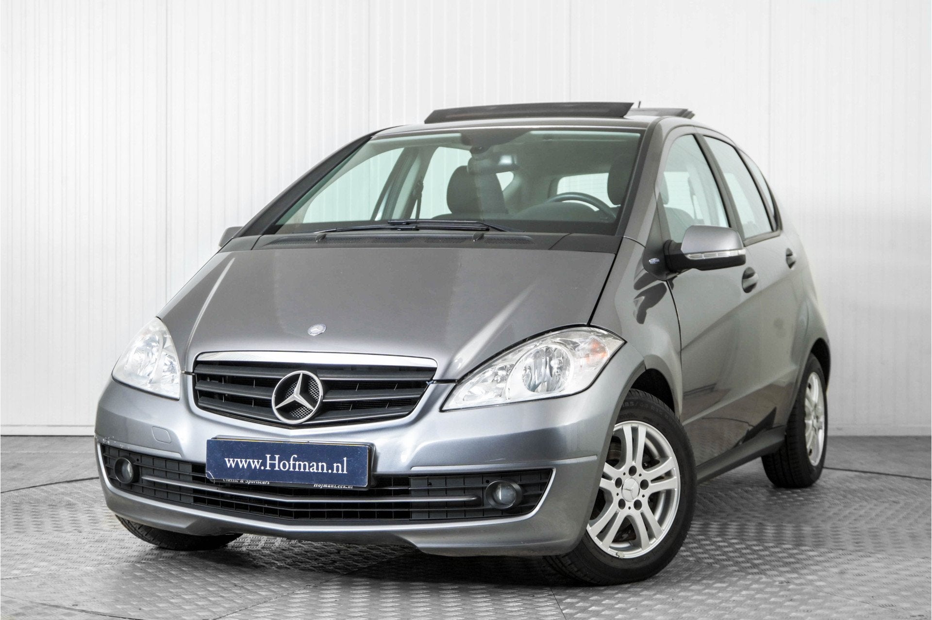 Mercedes-Benz A-Klasse 160 (bj 2010), Auto's, Voorwielaandrijving, Euro 5, 4 cilinders, 49 €/maand