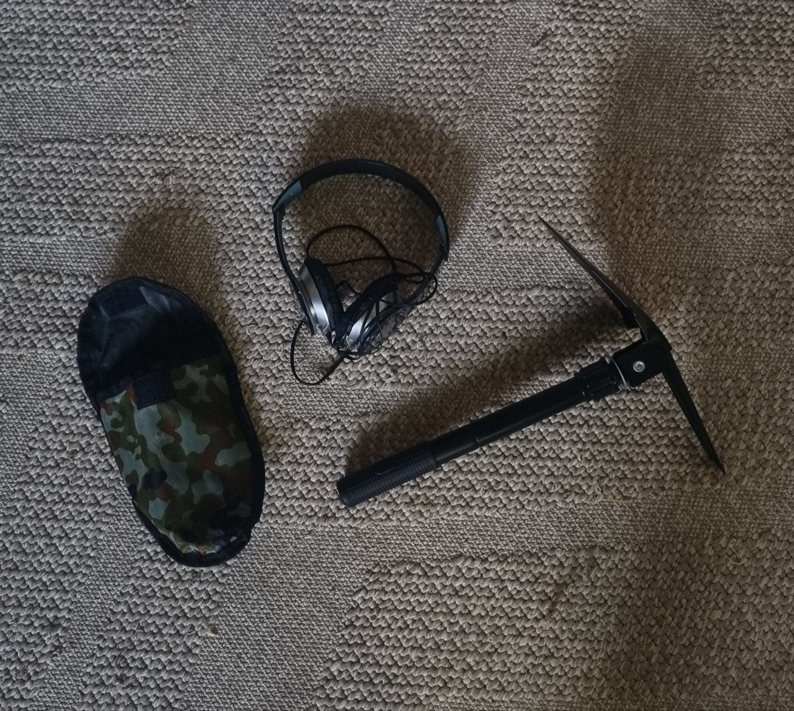 Foto 6 van Waterdicht Vosoi metaaldetector met accessoires