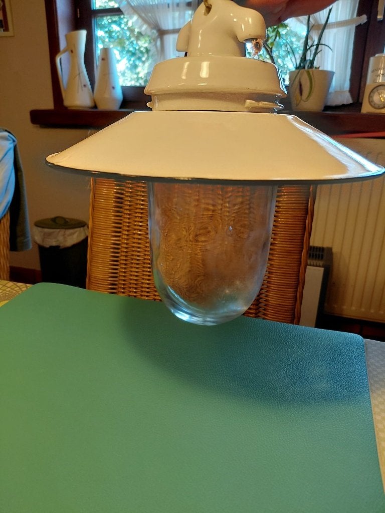 Industriële boeren stallamp - schuurlamp porselein / emaille, Antiek en Kunst, Antiek | Lampen, Ophalen of Verzenden