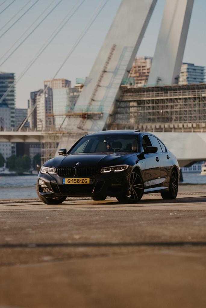 BMW 3-Serie 320i 184pk Aut 2020 Zwart, Auto's, 1998 cc, 4 cilinders, 1435 kg, Zwart