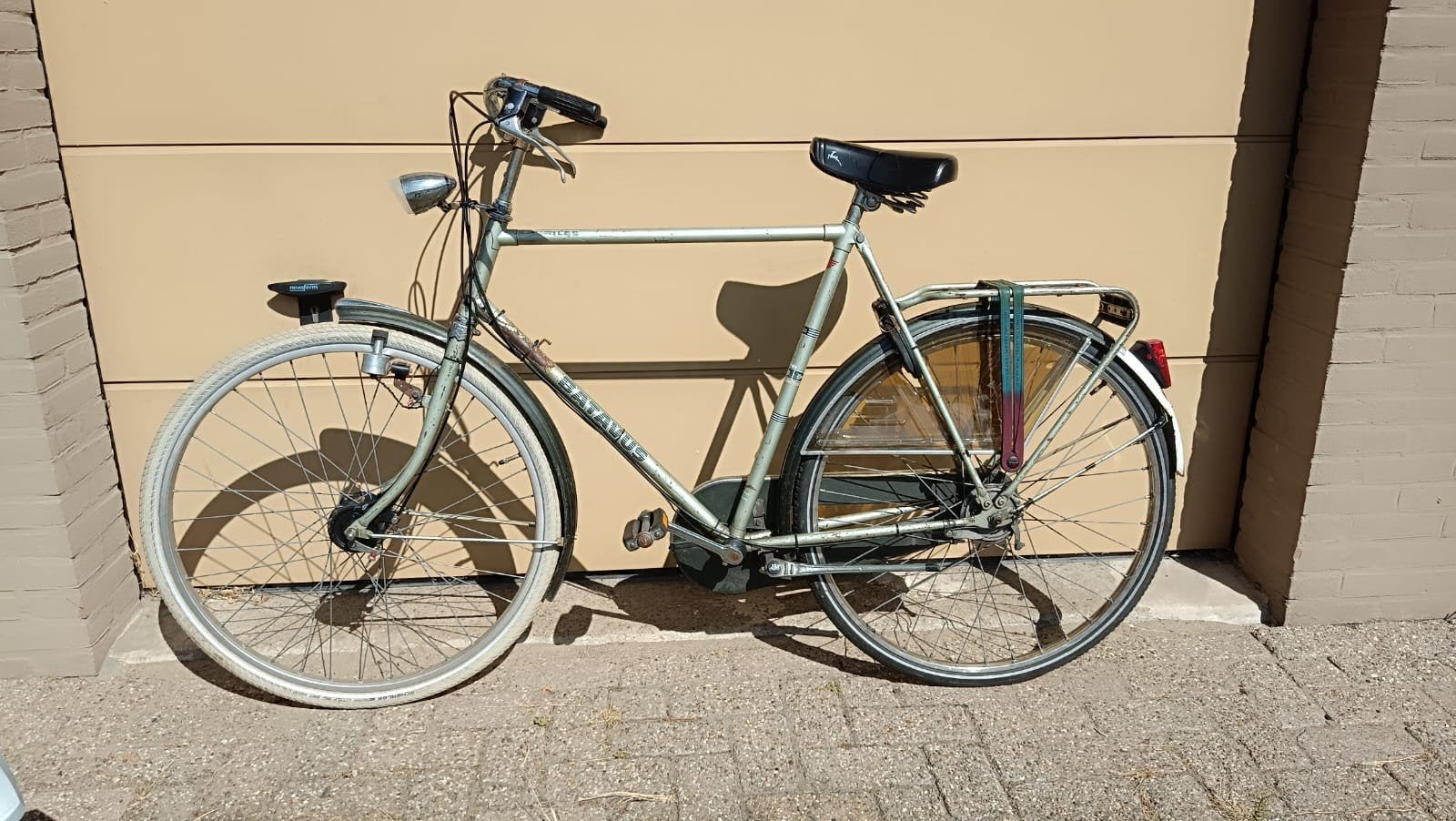 Batavus Jubilee 3 versnellingen 28 inch wielen framemaat 57, 55 tot 59 cm, Ophalen