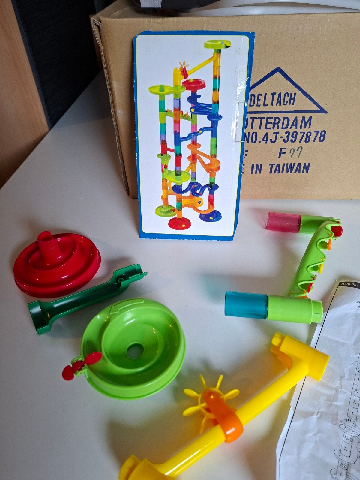 Leuke knikkerbaan - Uren speelplezier!, Ophalen of Verzenden, Gebruikt, Jongen of Meisje