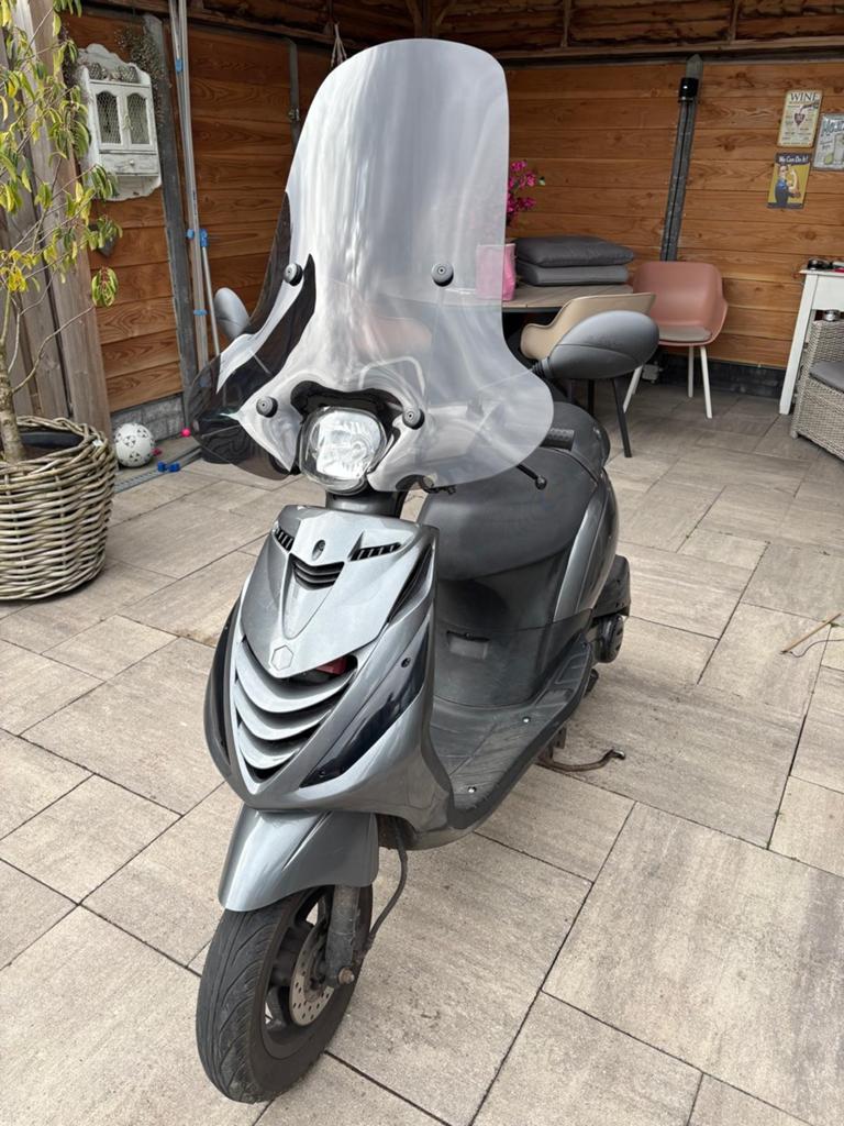 Piaggio zip 2019, Ophalen, Benzine, Zip