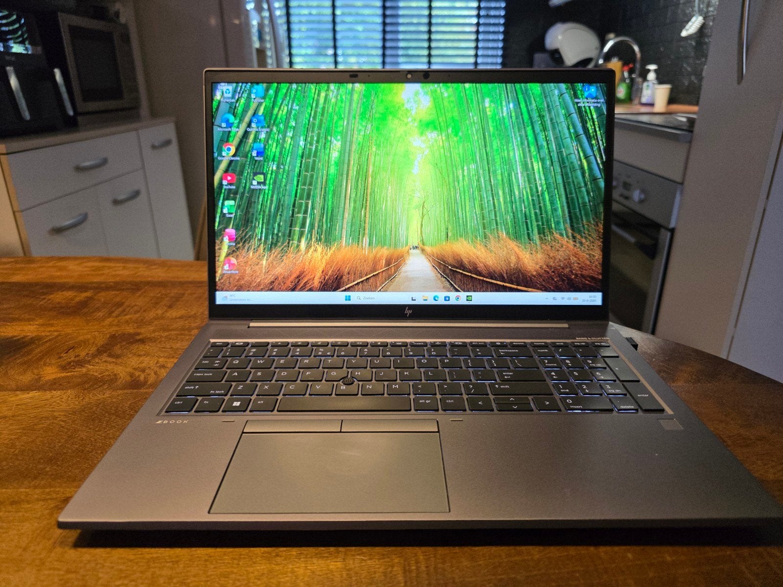 HP Zbook Firefly 15 G8/i7-1165G7/16GB/1TB/W11/Office/T500 4G, Computers en Software, Windows Laptops, I7 1165G7  11de generatie