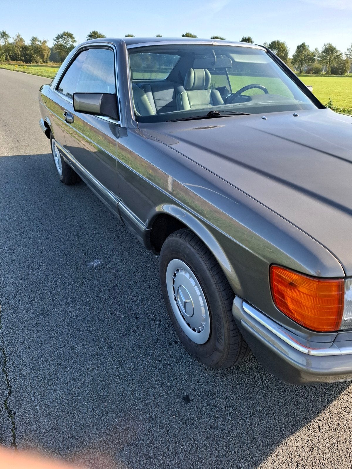 Mercedes-Benz S-Klasse 5.0 500 SEC AUT 1984 Grijs, foto 3