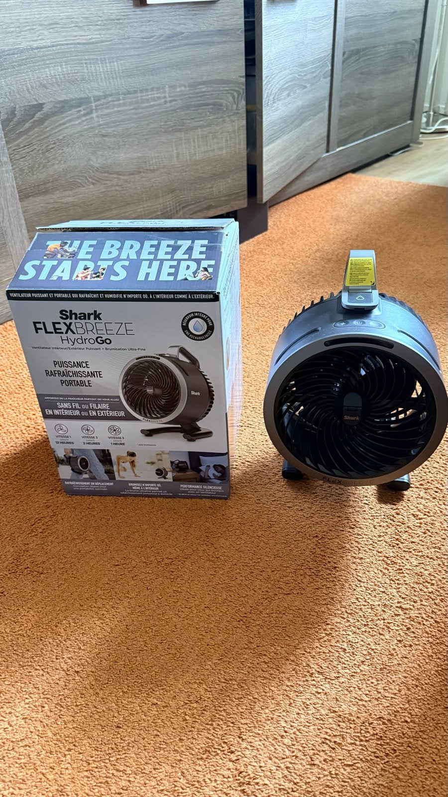 FlexBreeze HydroGo Draagbare Ventilator met Nevelsyste, Ophalen of Verzenden, Ventilator met afstandsbediening, Zo goed als nieuw