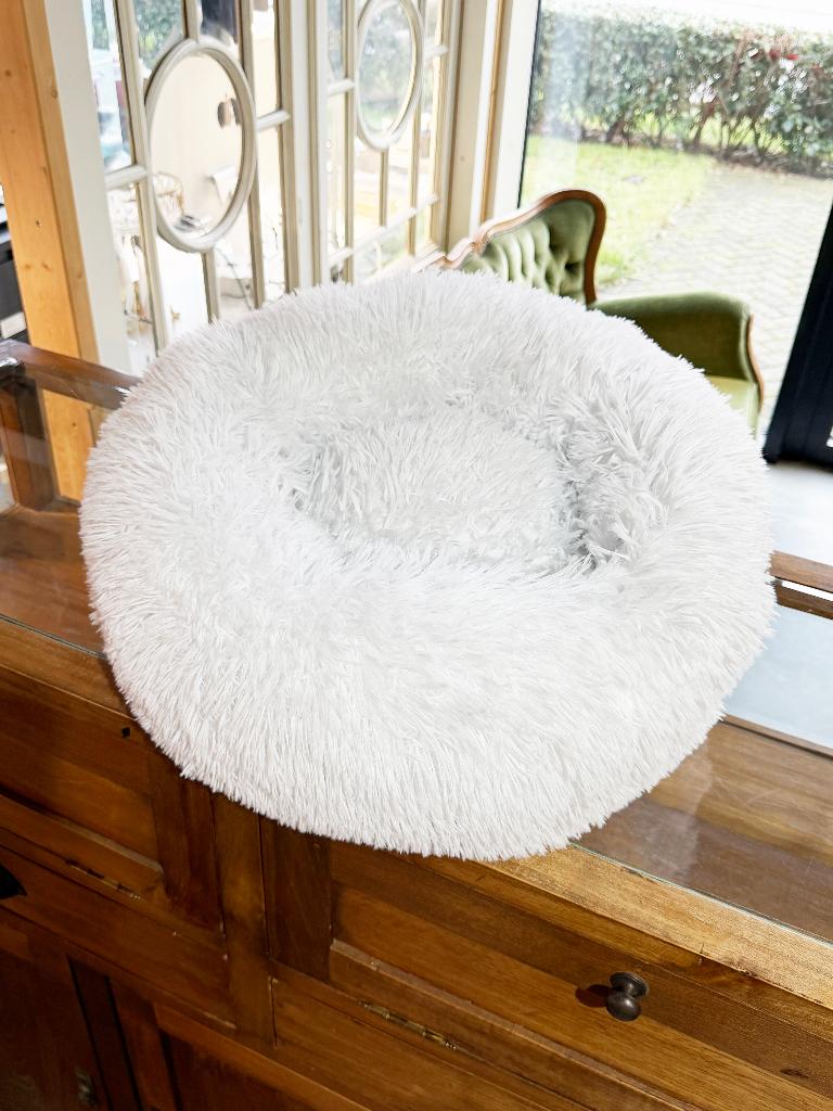 Hondenmand 50 cm donut kussen wit, Ophalen of Verzenden, Nieuw, Pluche