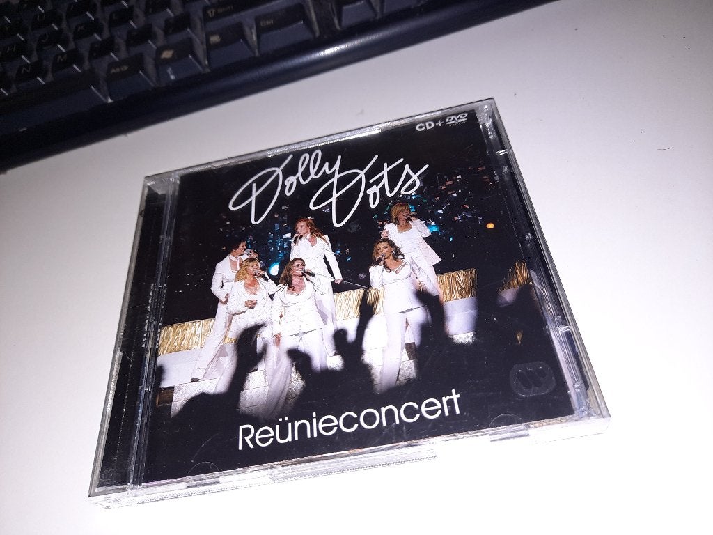 CD DVD Dolly Dots – Reünieconcert Ahoy 2007, Ophalen, Zo goed als nieuw