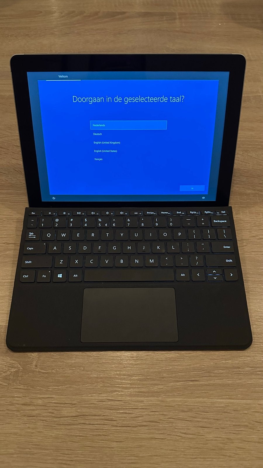 Microsoft Surface Go 1824 met Type Cover en Oplader, Usb-aansluiting, Zo goed als nieuw, 64 GB, Wi-Fi