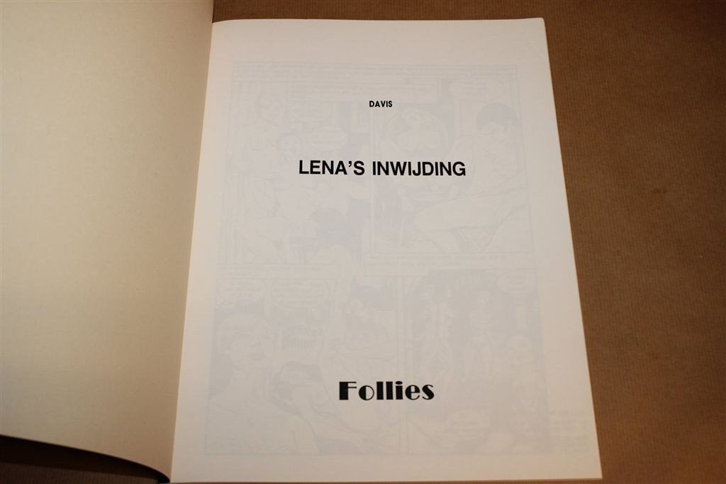 Lenas Inwijding — Erotisch Stripalbum Follies 36 Davis, Eén stripboek, Ophalen of Verzenden, Gelezen