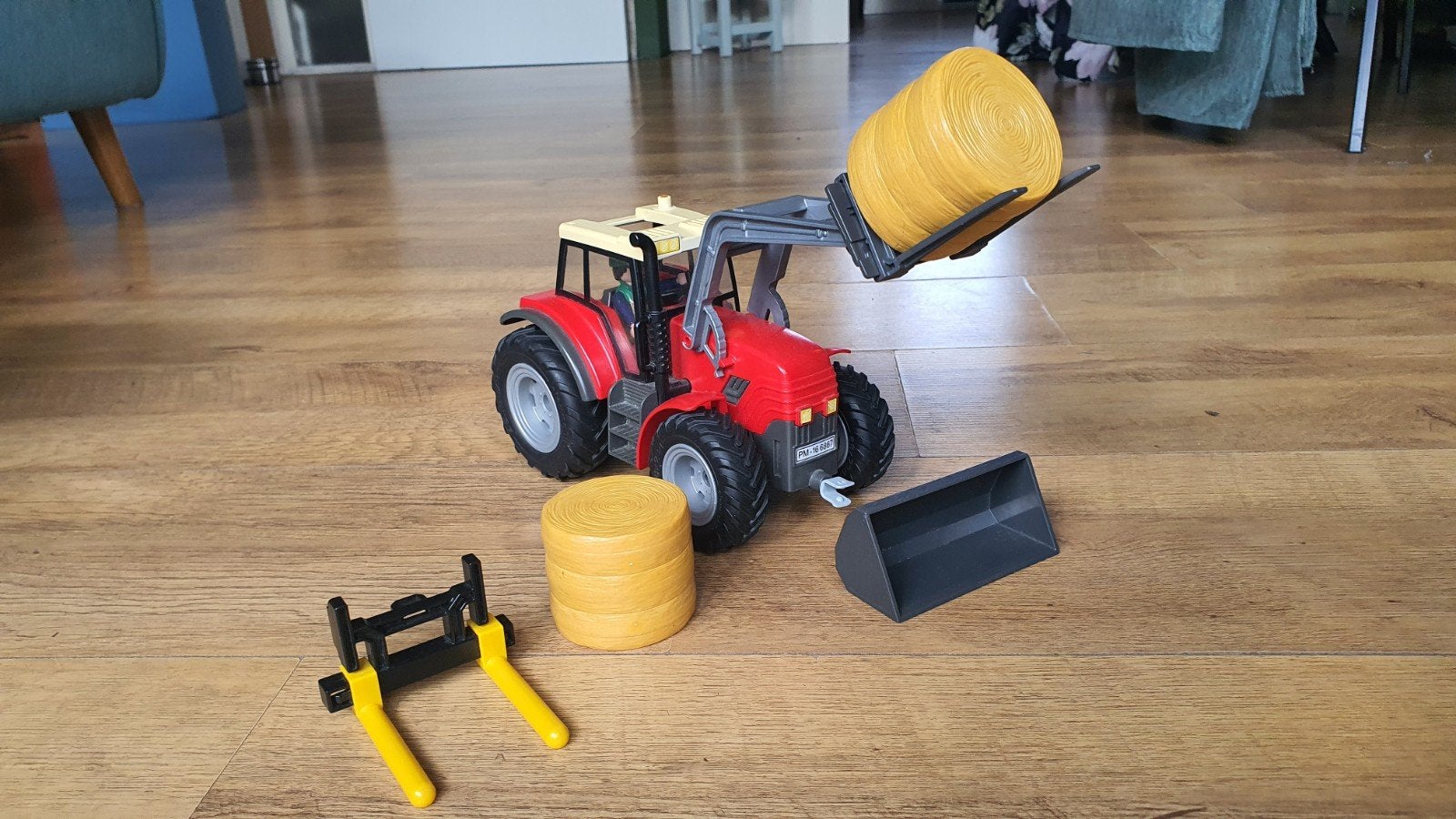 Playmobil Tractor met voorlader en accessoires, Ophalen of Verzenden, Gebruikt