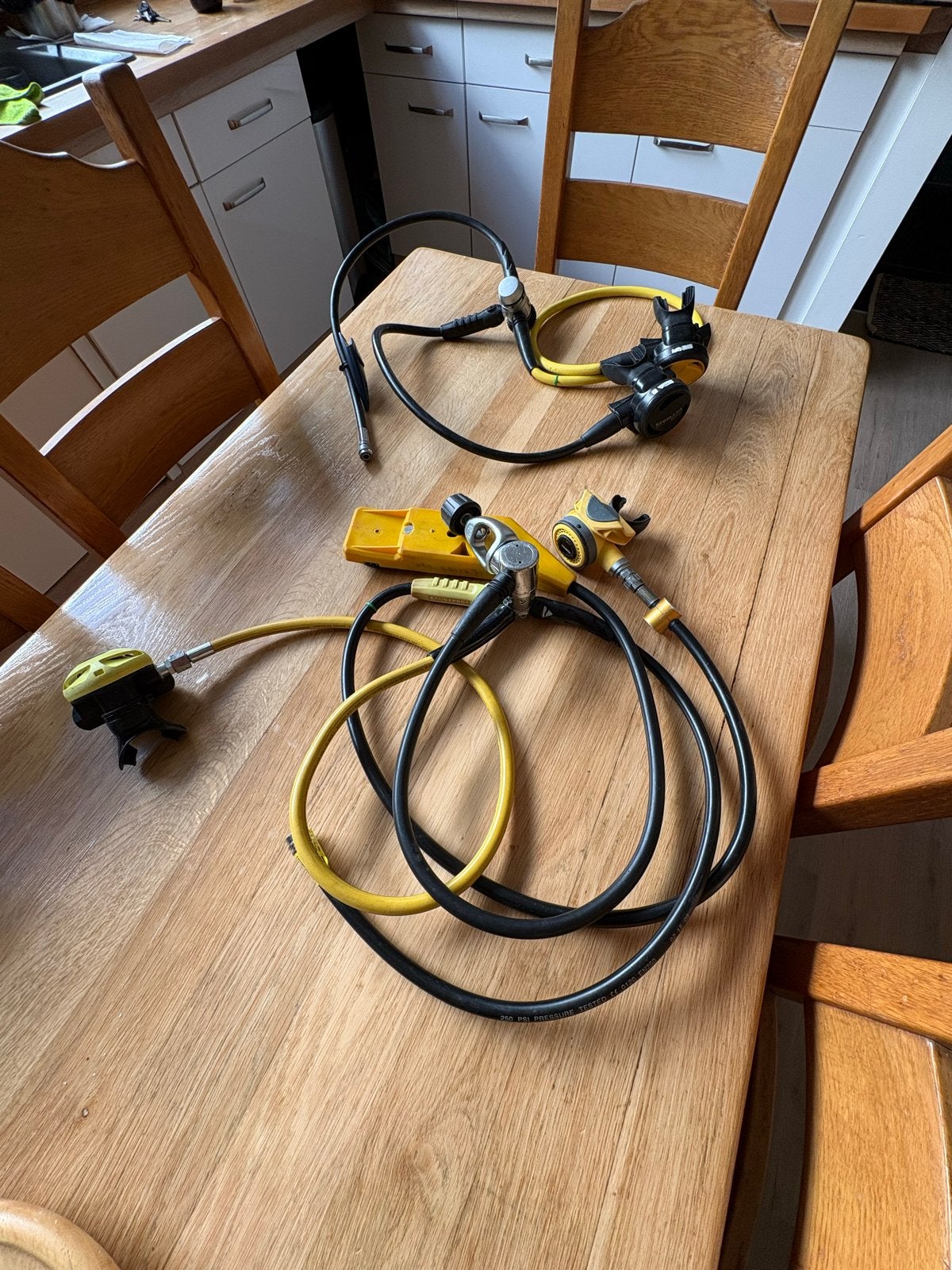 Duikautomaten, zwemvliezen, trimvesten en duikaccessoires, Ophalen, Gebruikt, Overige typen