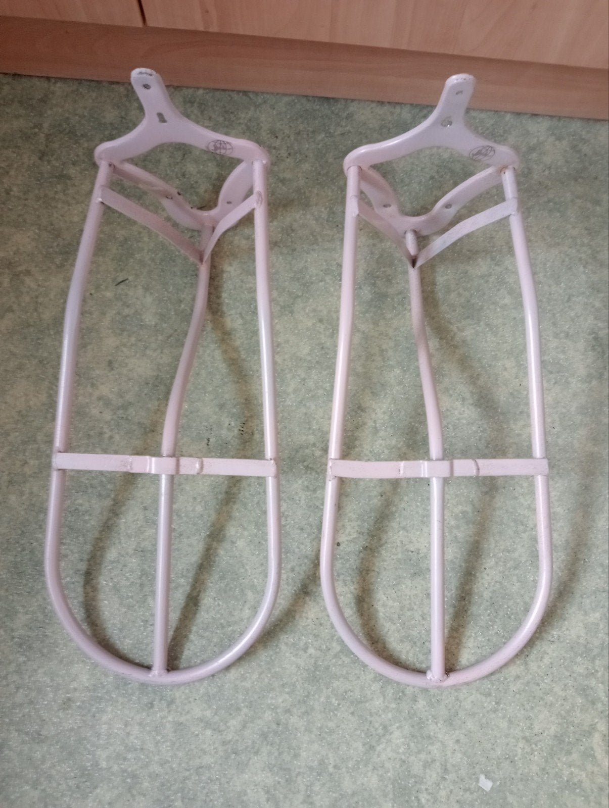 Twee roze nette Global zadelsteunen, Dieren en Toebehoren, Ophalen of Verzenden, Gebruikt, Dressuur