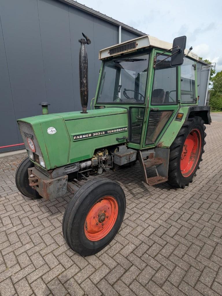 Fendt 303 LS en 309 C + Renault, Zakelijke goederen, Agrarisch | Tractoren, Gebruikt, Ophalen of Verzenden, 7500 tot 10000, Tot 80 Pk