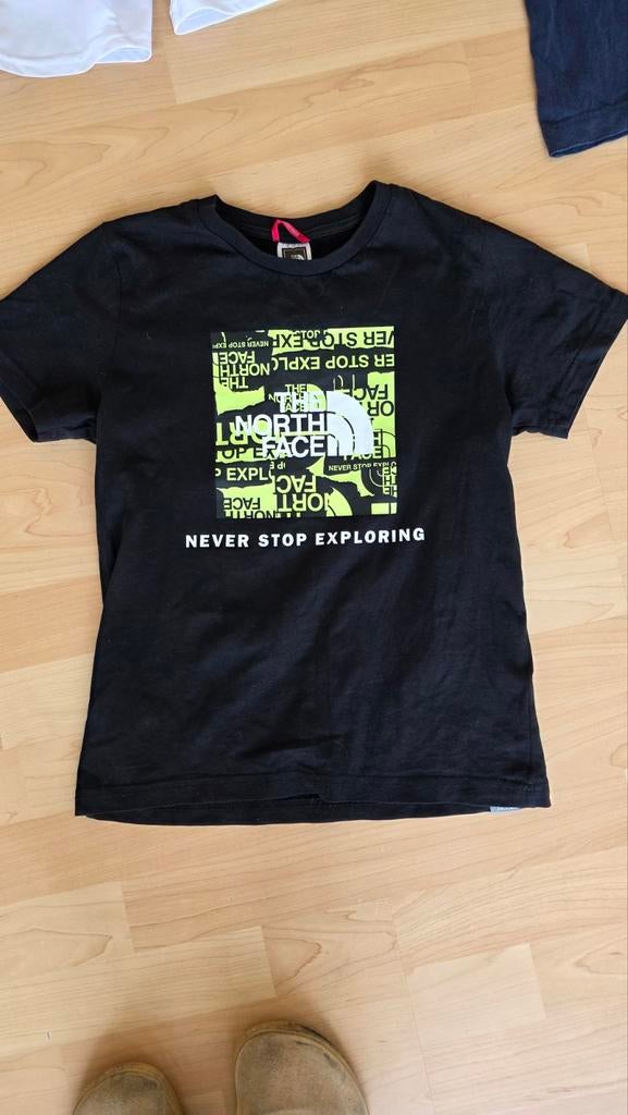 The North Face tshirt zwart ZGAN maat 140, The North Face, Ophalen of Verzenden, Zo goed als nieuw, Shirt of Longsleeve