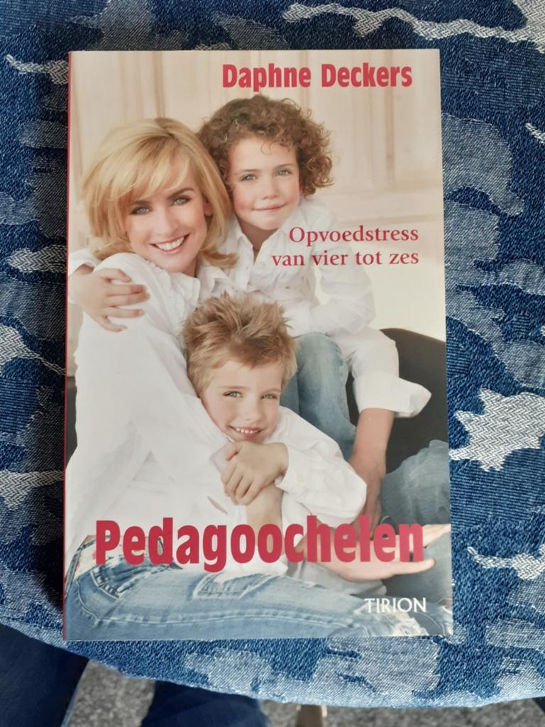 Daphne Deckers - Pedagoochelen, Boeken, Overige Boeken, Ophalen of Verzenden, Zo goed als nieuw, Daphne Deckers