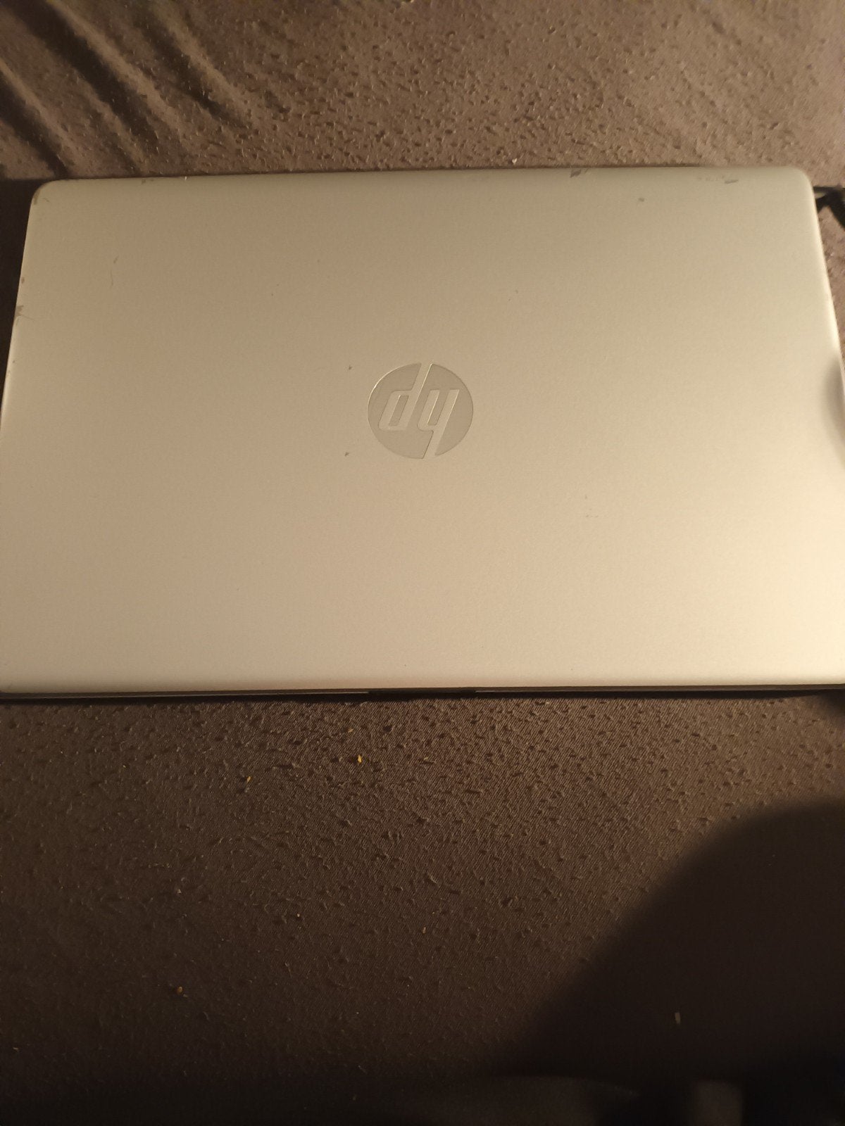 Hp Laptop 15-dw1xxx - Goed werkend met klein defect, Ophalen of Verzenden, 15 inch, 2 tot 3 Ghz
