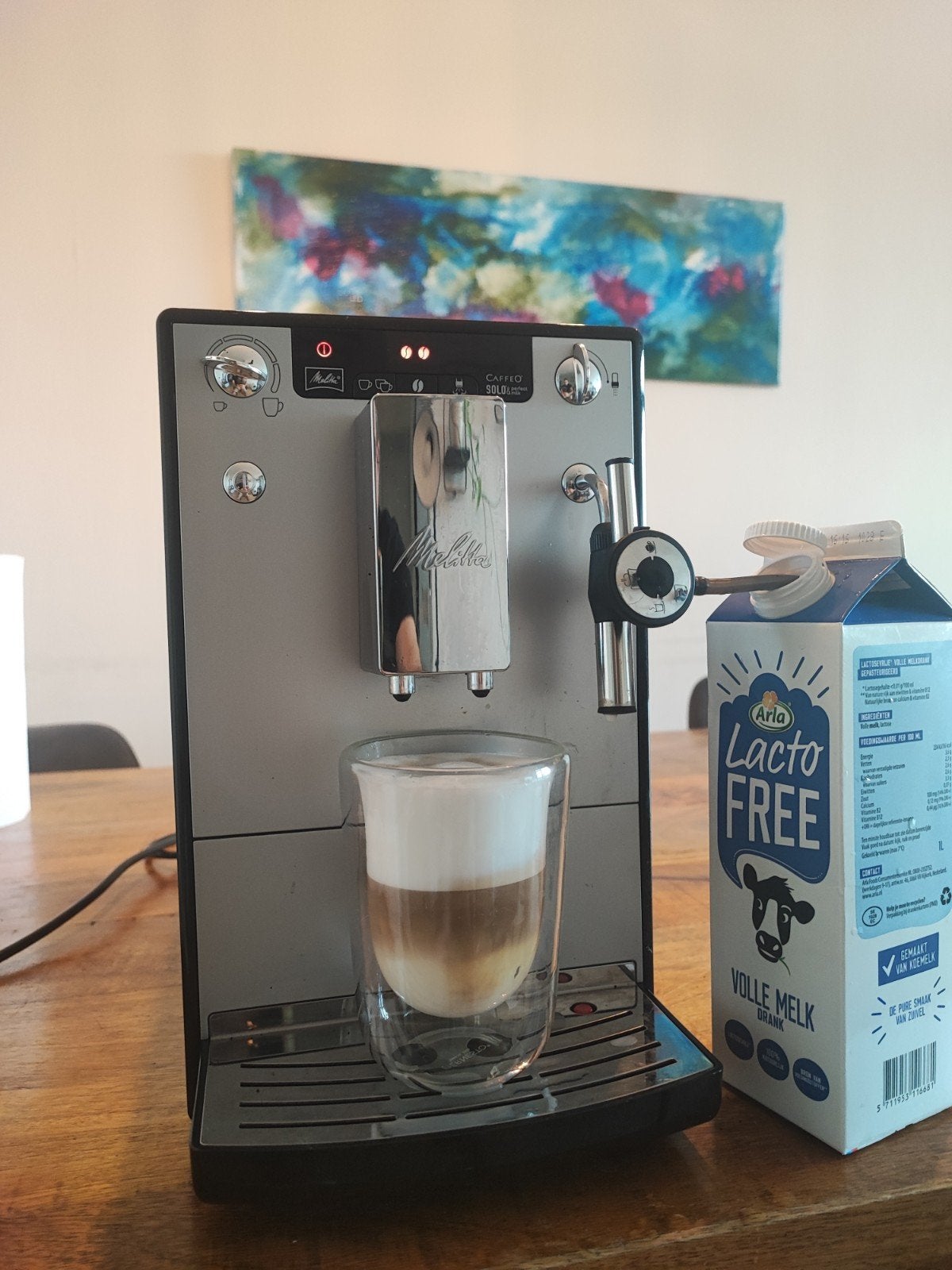 Melitta Solo Caffeo Perfect Milk Koffiezetapparaat, Gebruikt, 10 kopjes of meer, Koffiemachine, Afneembaar waterreservoir
