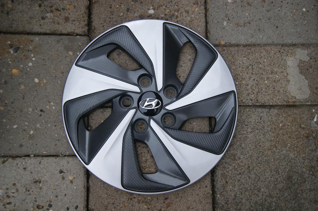 1 losse originele wieldop Hyundai Ioniq 15 inch, Auto diversen, Wieldoppen, Ophalen of Verzenden, Gebruikt
