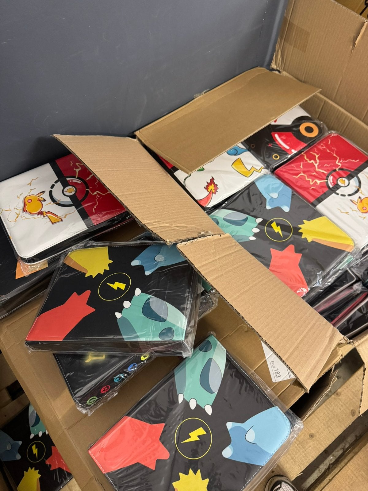 Pokémon verzamelboek 4 pocket 400 kaarten album binder map, Hobby en Vrije tijd, Ophalen of Verzenden, Nieuw, Overige typen, Foil