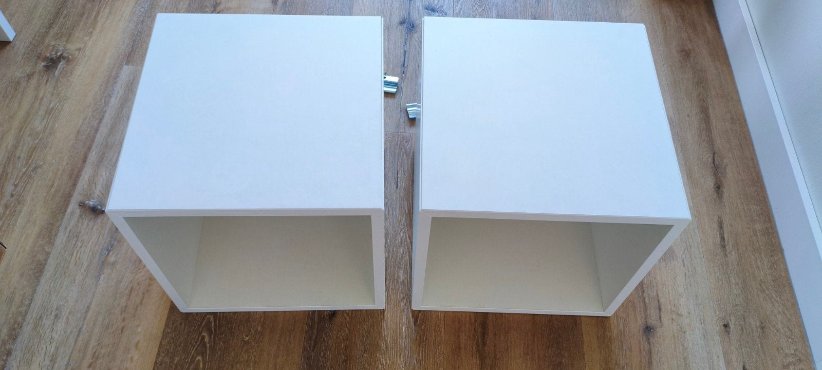 Twee IKEA EKET kastjes met muurbevestiging, Ophalen of Verzenden, Gebruikt