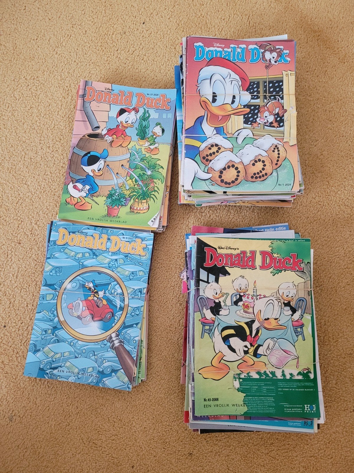 Diverse Donald Ducks: 2020, 2021, 2023 en extra stapel, Boeken, Ophalen of Verzenden