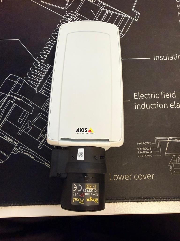 Axis P1357 Netwerkcamera – 5MP IP Camera met 2.8–8mm, Verzenden, Zo goed als nieuw, Binnencamera