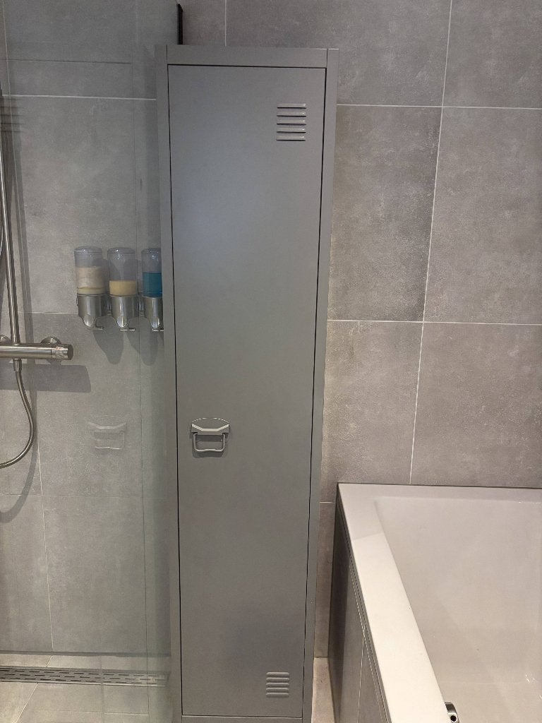 2 lockerkasten grijs, Ophalen, Zo goed als nieuw, Grijs