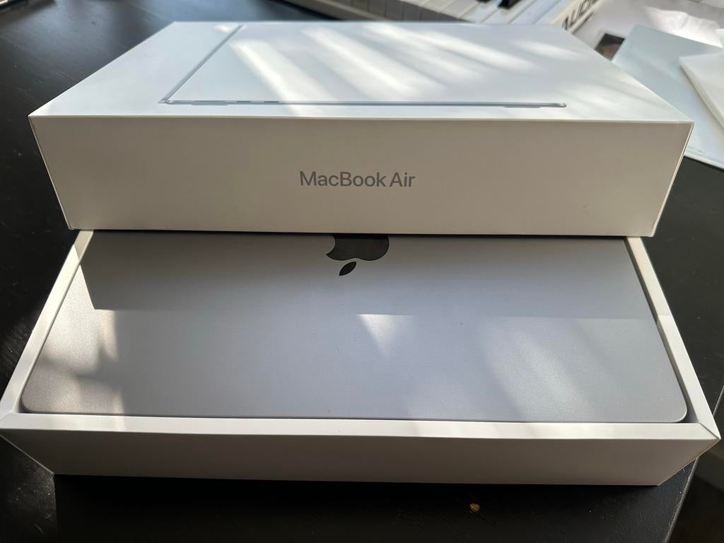 Apple MacBook Air 13.6" M2 2022 - Grijs, 16GB RAM, 512GB SSD, Computers en Software, Apple Macbooks, Gebruikt, Overige groottes