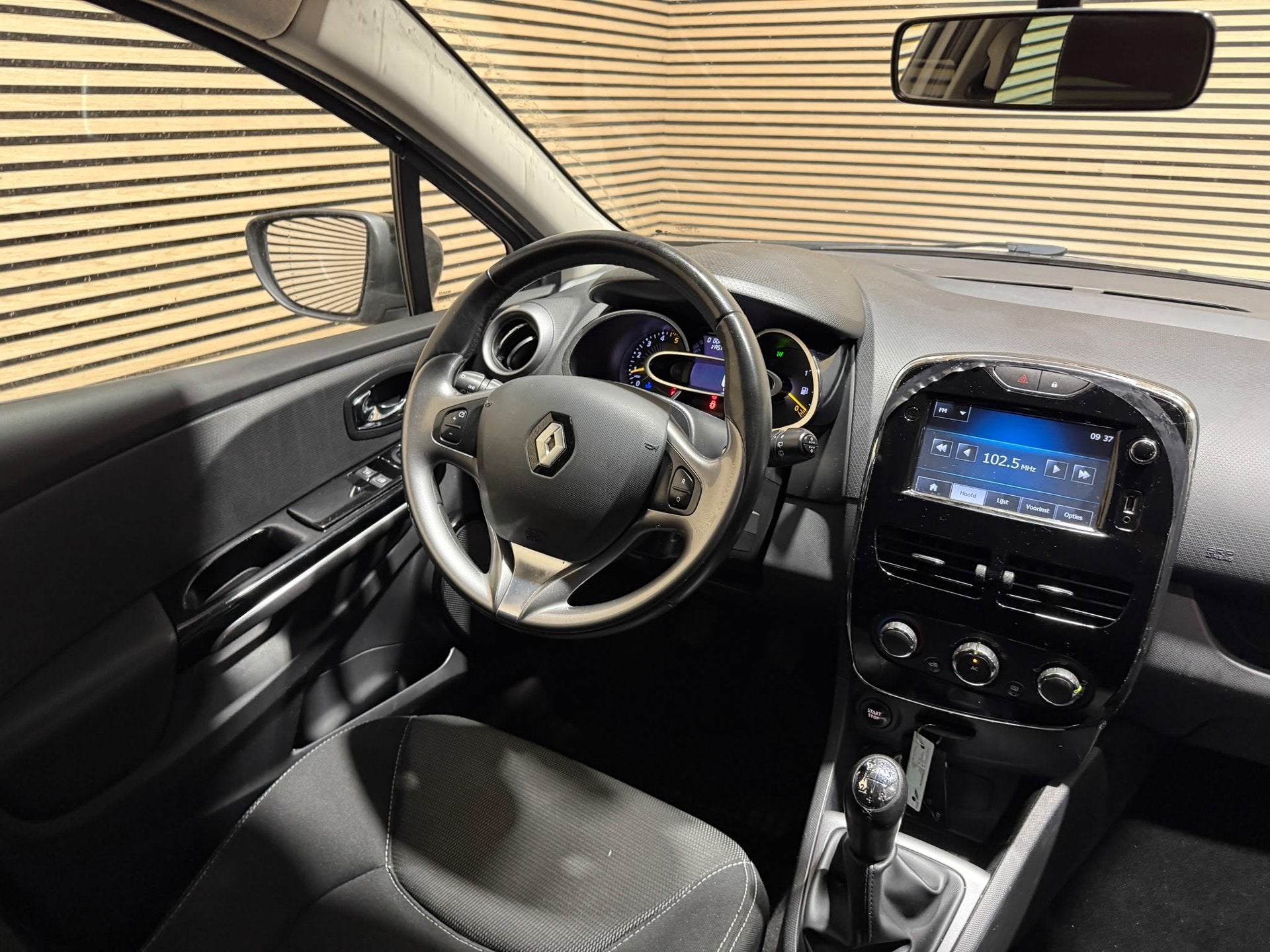 Renault Clio Estate 1.5 dCi ECO Night&Day | Airco | Navi | C, Voorwielaandrijving, Euro 5, Stof, Gebruikt