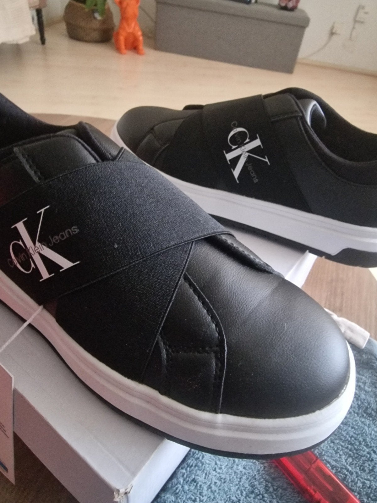 Nieuwe Calvin Klein Jeans sneakers - Maat 36, Zwart, Nieuw, Ophalen of Verzenden, Sneakers of Gympen