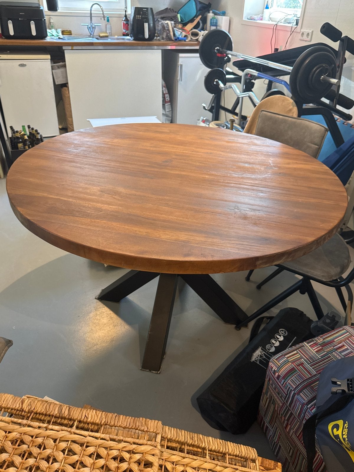 Unieke Massief Teakhouten Ronde (eet) Tafel - ongebruikt, Ophalen, Zo goed als nieuw, Vijf personen of meer, Klassiek massief