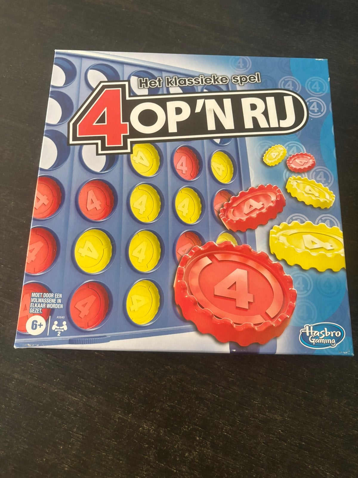 4 op een rij, Ophalen, Zo goed als nieuw