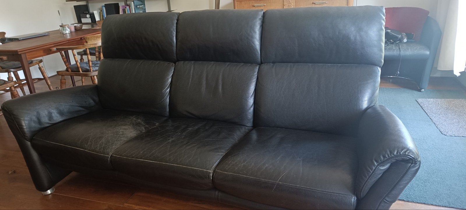Zwarte leren bank Longlife by Schillig, Huis en Inrichting, Ophalen, Gebruikt, Modern en comfortabel, Driepersoons