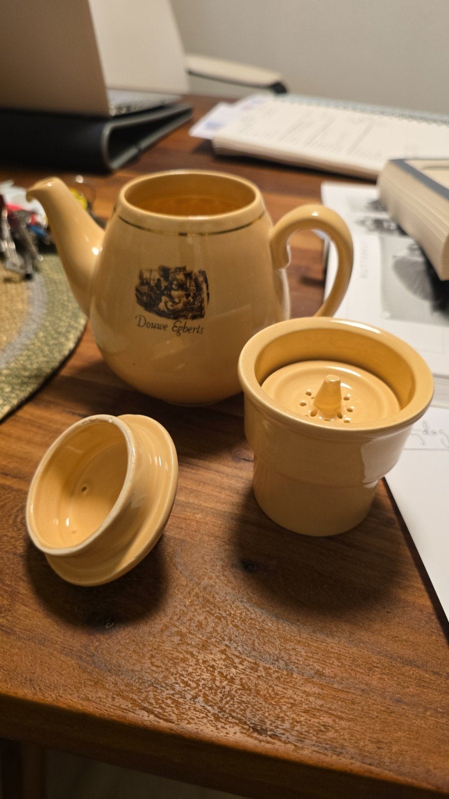Vintage Douwe Egberts theepot met filter, Ophalen of Verzenden