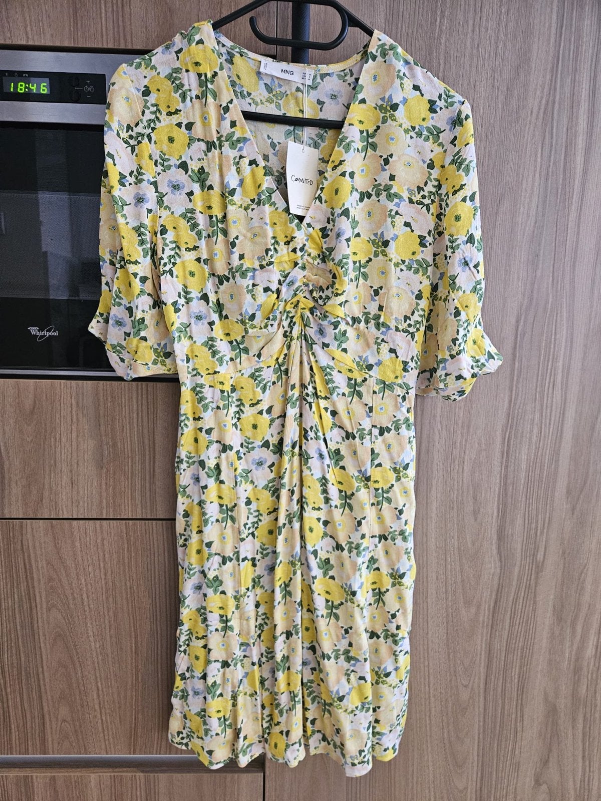 MNG Gele Bloemenjurk - Maat M, Kleding | Dames, Jurken, Maat 38/40 (M), Geel, Ophalen of Verzenden, Zo goed als nieuw