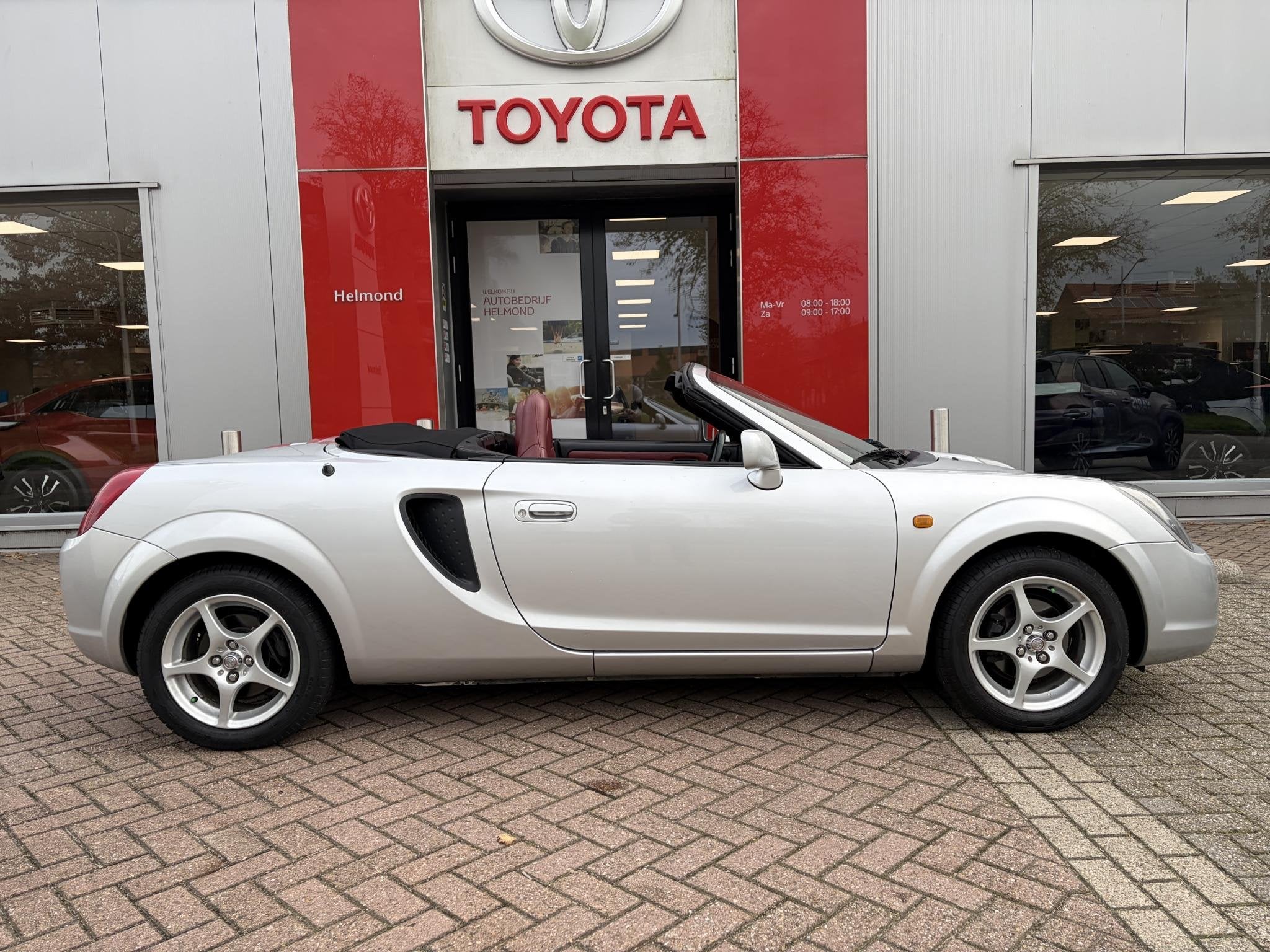 Toyota MR 2 1.8-16v VVT-i, Dealer onderhouden, Gebruikt, 4 cilinders, Cabriolet