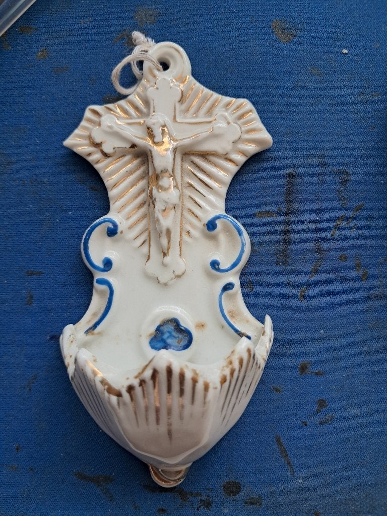 wijwaterbakje-met kruis ,lengte 12 cm, Ophalen of Verzenden