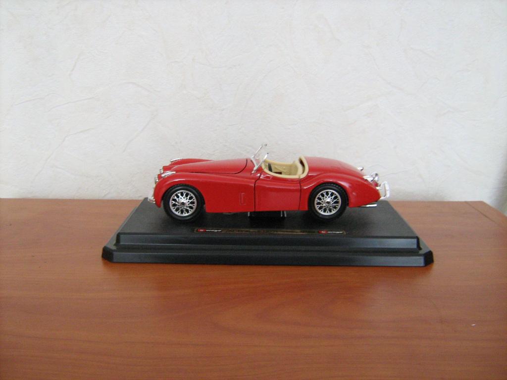 Jaguar XK 120 Roadster (1948), Bburago, in doos  Schaal 1:24, Ophalen of Verzenden, Nieuw, Auto, Bburago