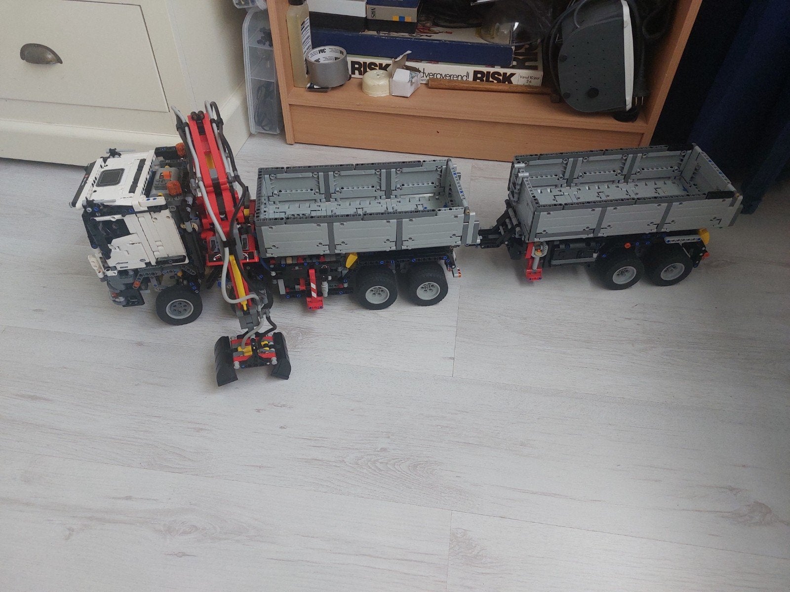 Lego technisch mercedes arocs 42043 plus aanhangwagen, Ophalen of Verzenden, Zo goed als nieuw