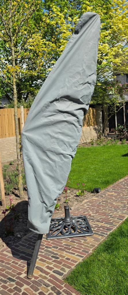 Madison Asymetric stokparasol. 360x220 cm., Ophalen of Verzenden, Zo goed als nieuw, Zweefparasol