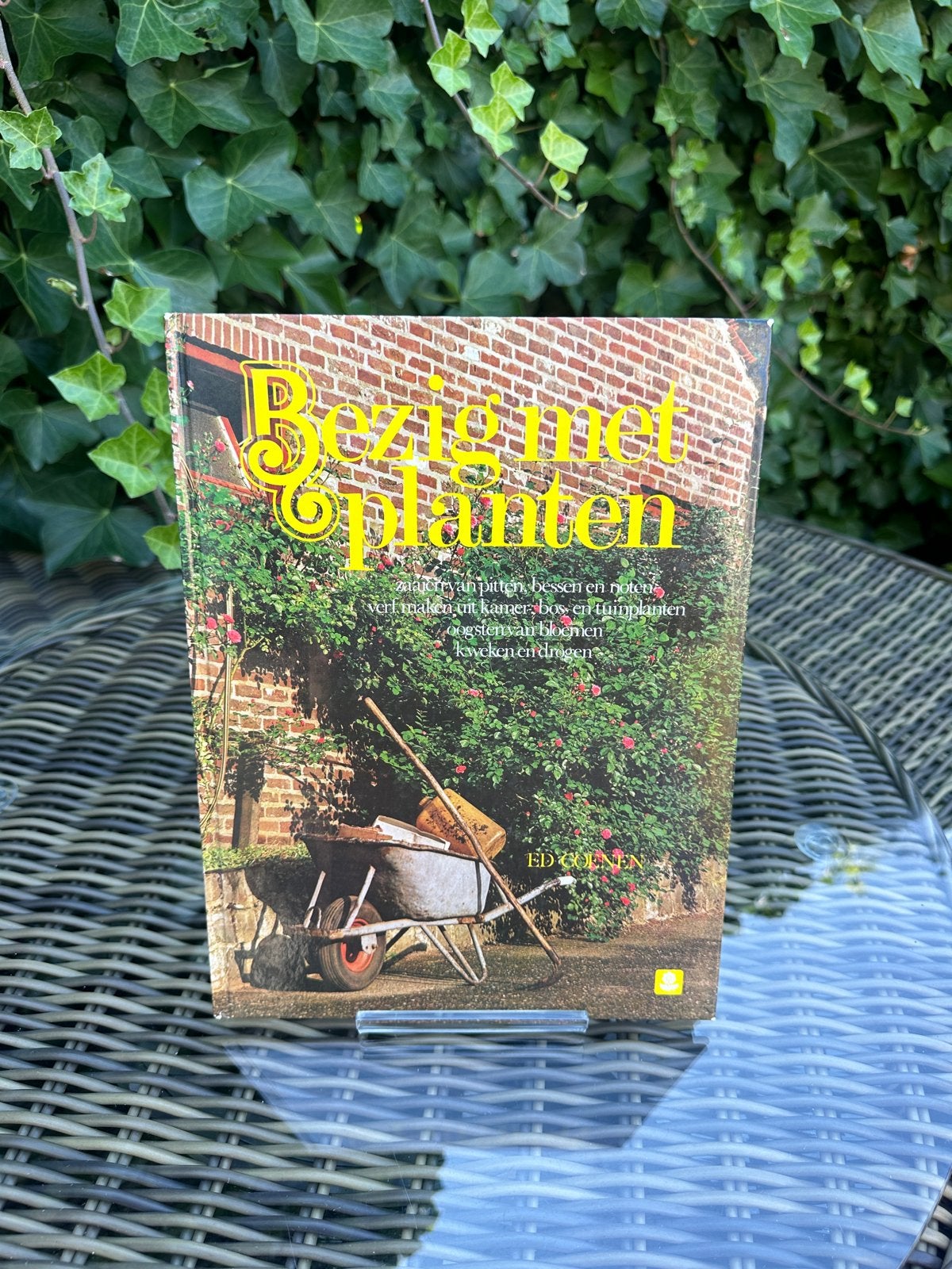 Ed Coenen | Bezig met Planten | Tuinboek, Ophalen of Verzenden, Gelezen, Tuinieren en Tuinplanten
