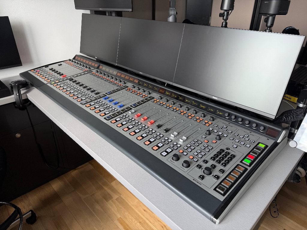 Axia Fusion 28 Fader Console Bundle – Studio Engine + PSU, Muziek en Instrumenten, Ophalen of Verzenden, Gebruikt
