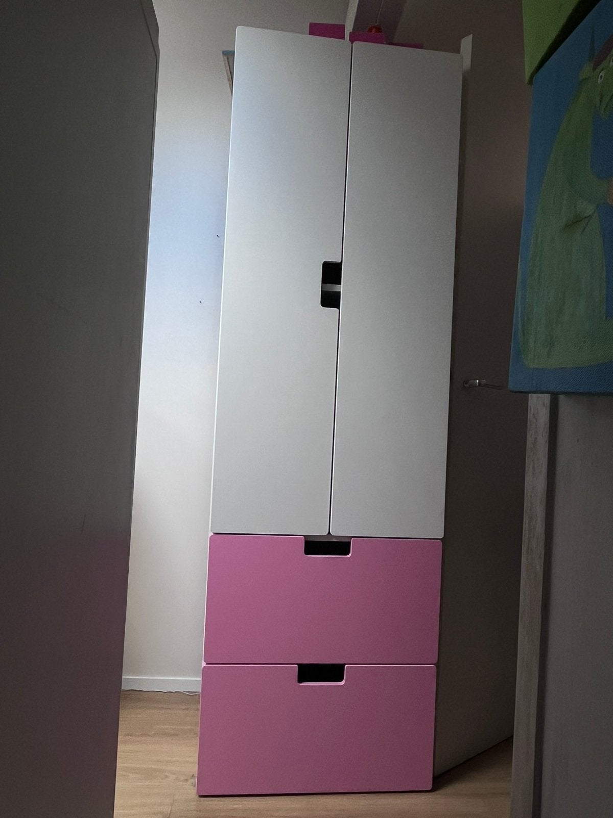 IKEA Smastad kinder keldingkast, Kinderen en Baby's, Kinderkamer | Commodes en Kasten, Ophalen, Gebruikt, 50 tot 70 cm, 105 cm of meer