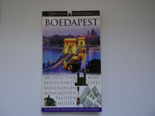 Boedapest (Hongarije) ; capitool reisgids, Capitool, Europa, Ophalen of Verzenden, Zo goed als nieuw
