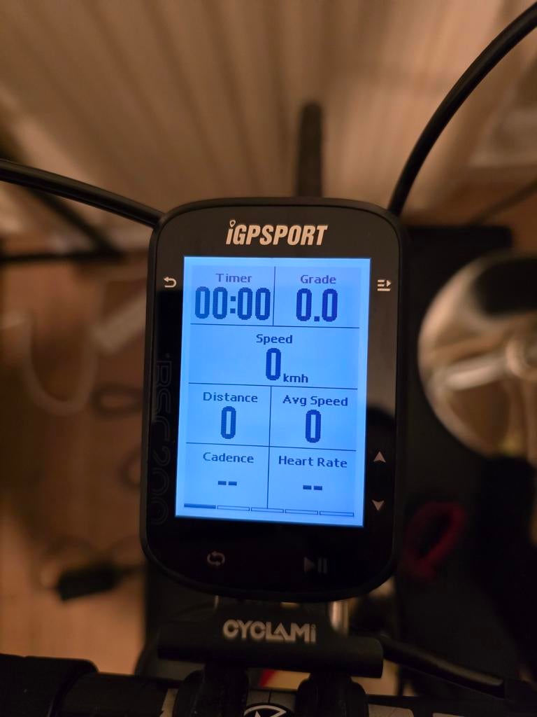 IGPSPORT BSC200 Fietscomputer GPS Snelheidsmeter, Ophalen of Verzenden, Draadloos, Zo goed als nieuw