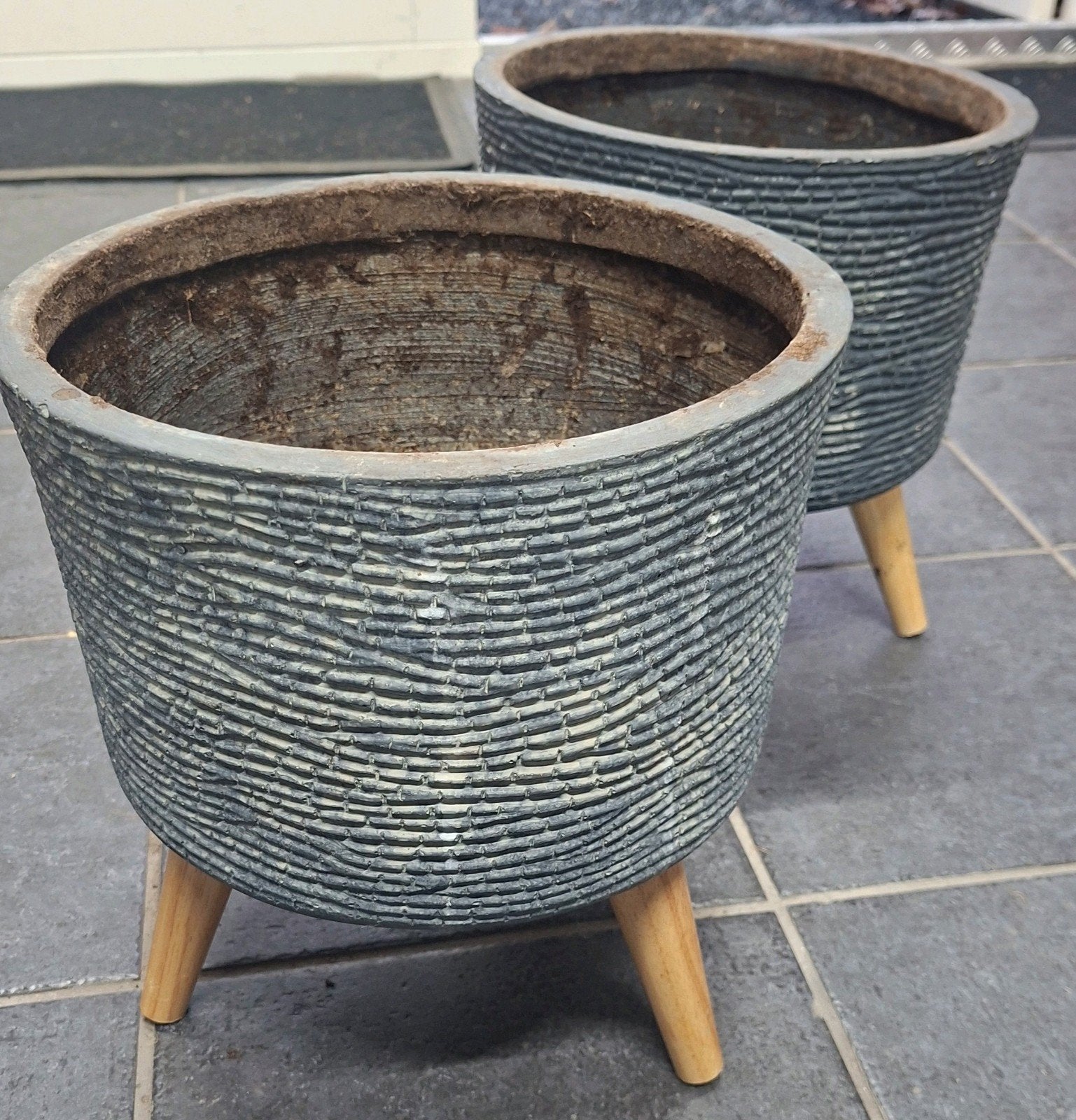 Bloempot 2x, Ophalen, Overige materialen, Minder dan 60 cm, Rond