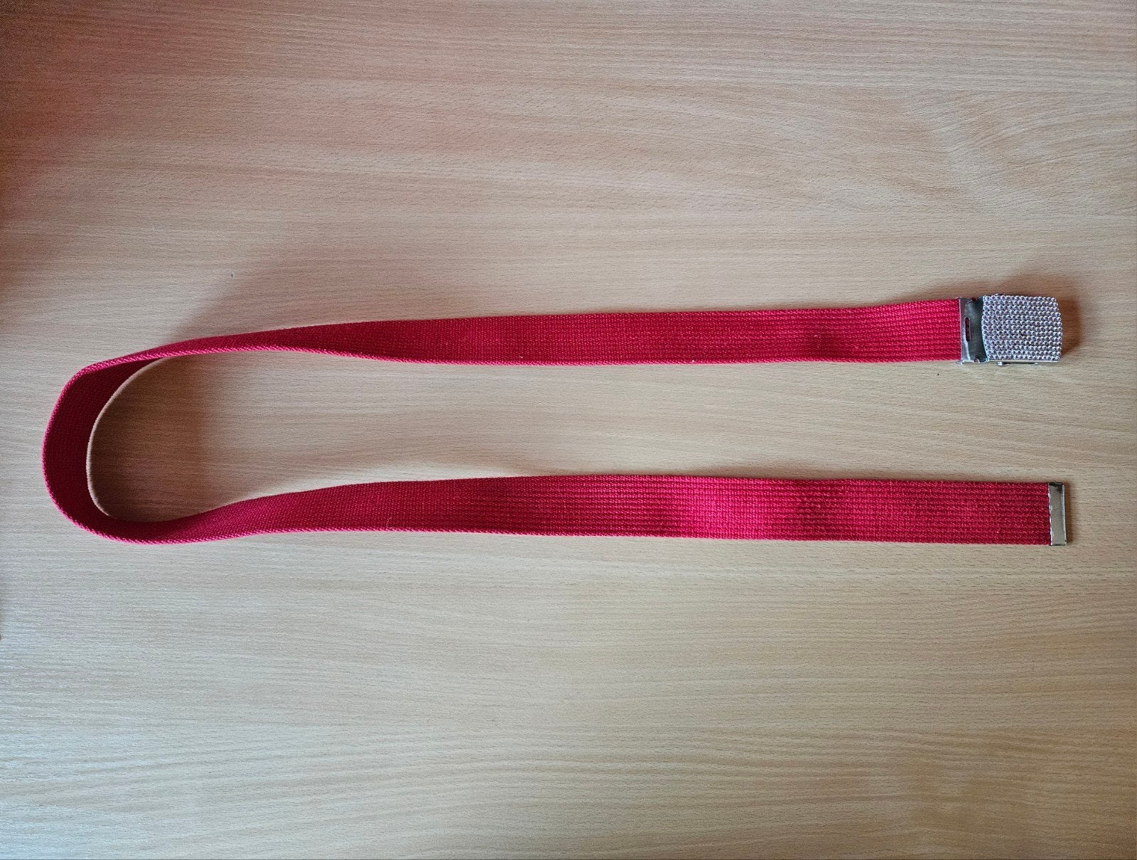 Verstelbare rode canvas riem met glimmende metalen gesp, Ophalen of Verzenden, Gedragen, Rood, 100 cm of meer