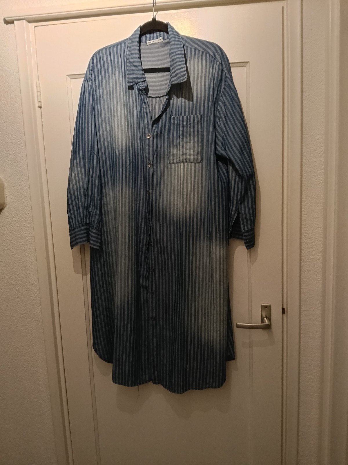 leuke Denim look overhemd model jurk, Kleding | Dames, Blauw, Maat 42/44 (L), Nieuw, Ophalen of Verzenden
